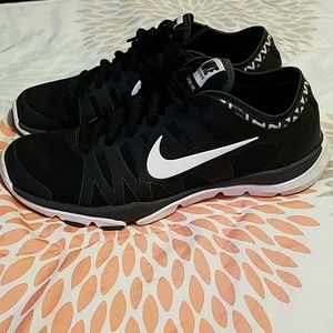 Black and white Nike shoes
